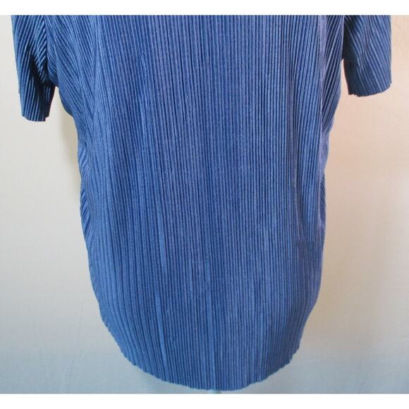 Alfred Dunner Women's Blue Short Sleeve Lined Beaded Neck Stretch Shirt Size M. - Picture 7 of 10